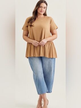 New!Entro Boutique Women's Tan Peplum Short Sleeve Top Size 1X